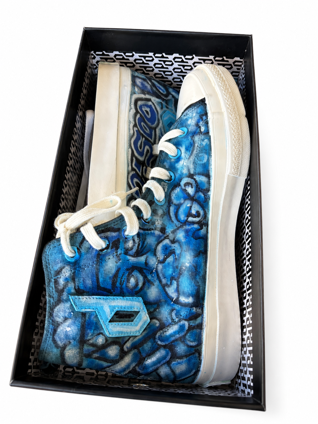 Custom airbrush 1 of 1 Dosice shoes Size 11 us